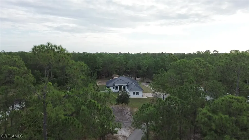 Naples FL, 570 31ST Street NW