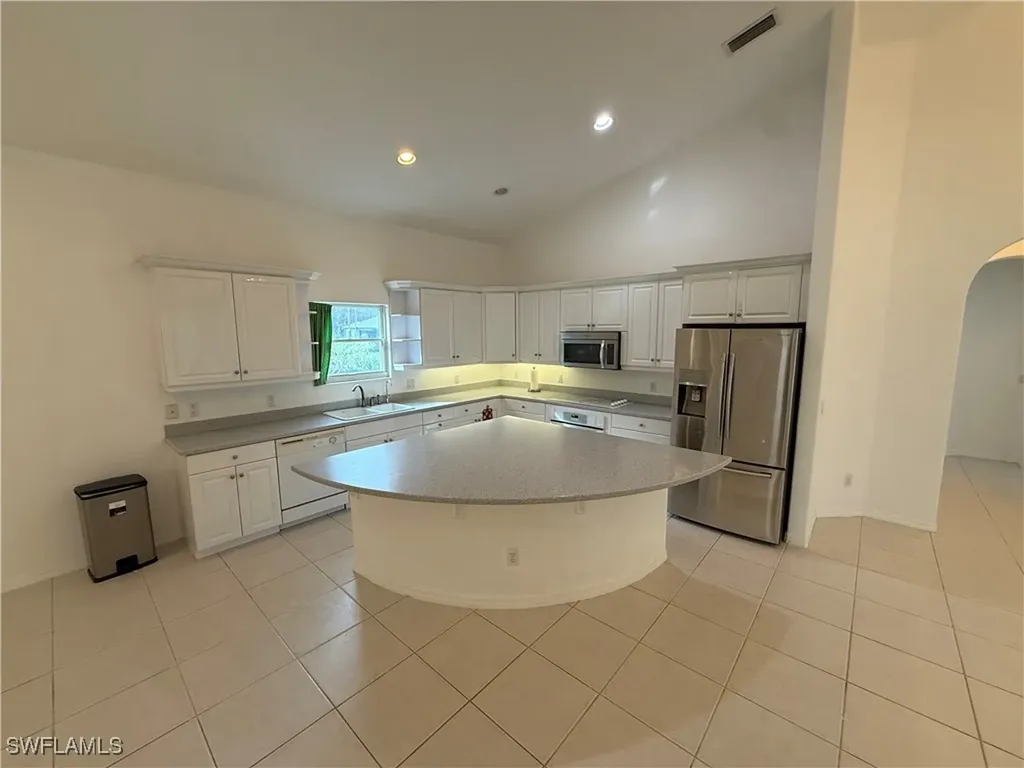 570 31st Street NW Naples FL 34120
