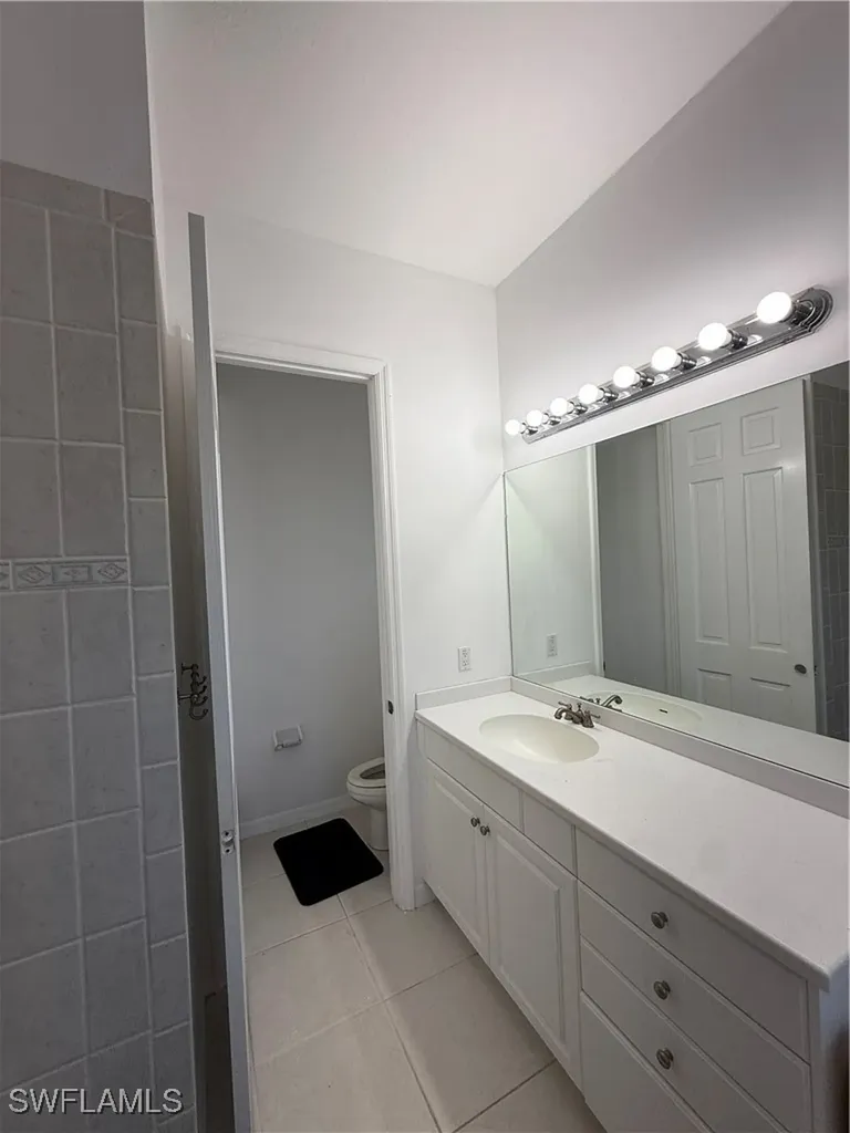 570 31st Street NW Naples FL 34120