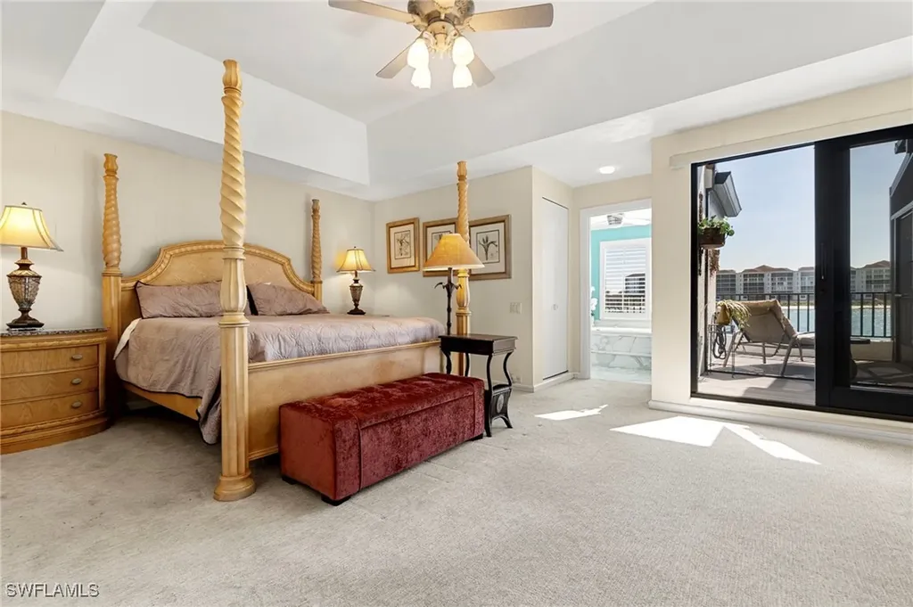 305 La Peninsula Boulevard Naples FL 34113