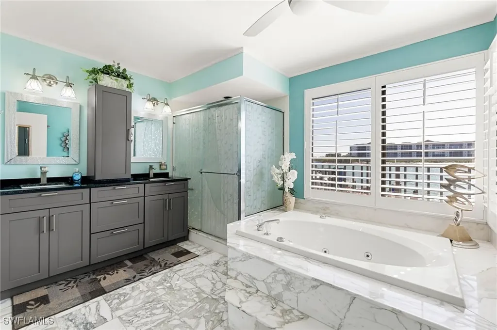 305 La Peninsula Boulevard Naples FL 34113