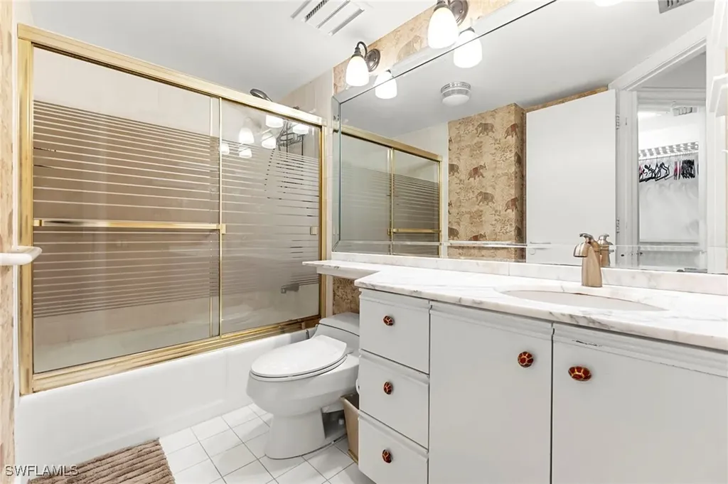 305 La Peninsula Boulevard Naples FL 34113