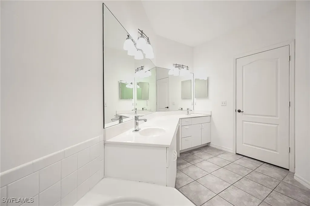 15161 Storrington Place Naples FL 34110