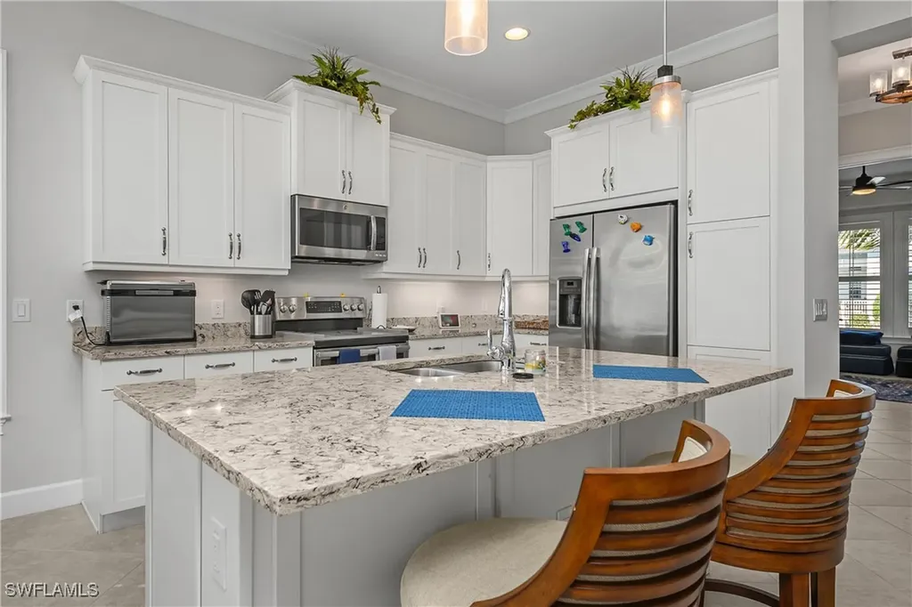 6552 Dominica Drive Naples FL 34113