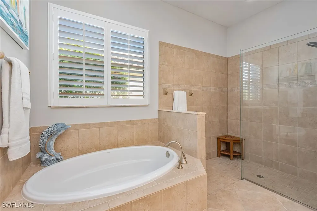 9197 Campanile Circle Naples FL 34114