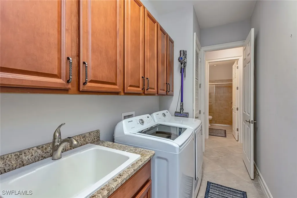 9197 Campanile Circle Naples FL 34114