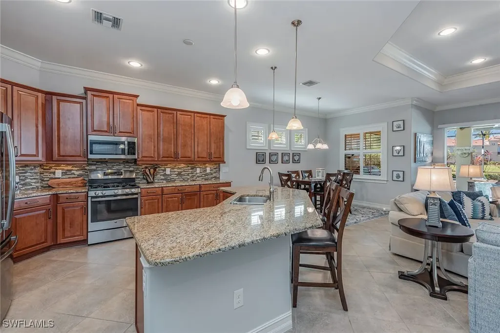 9197 Campanile Circle Naples FL 34114