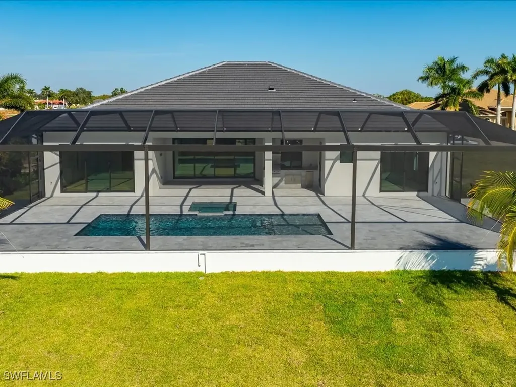 18433 Royal Hammock Boulevard Naples FL 34114