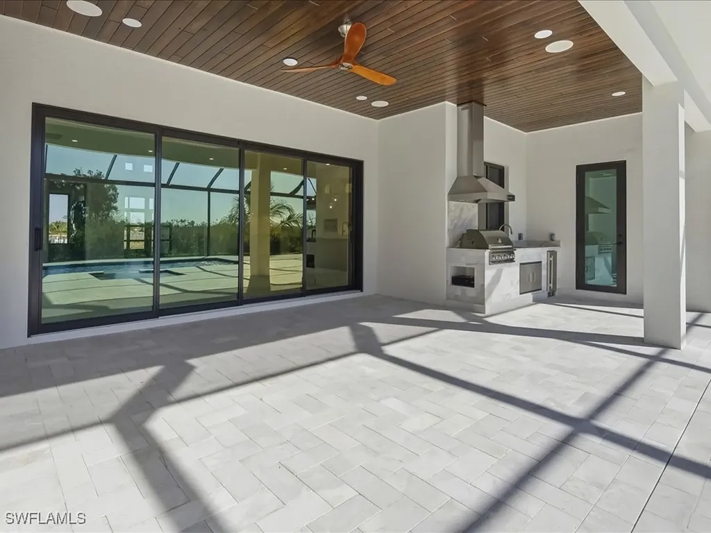 18433 Royal Hammock Boulevard Naples FL 34114