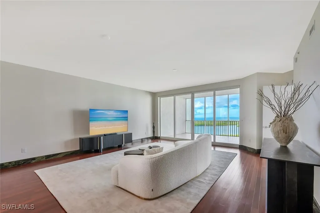 275 Indies Way Naples FL 34110