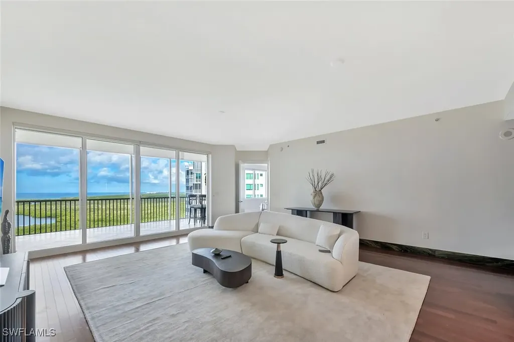 275 Indies Way Naples FL 34110