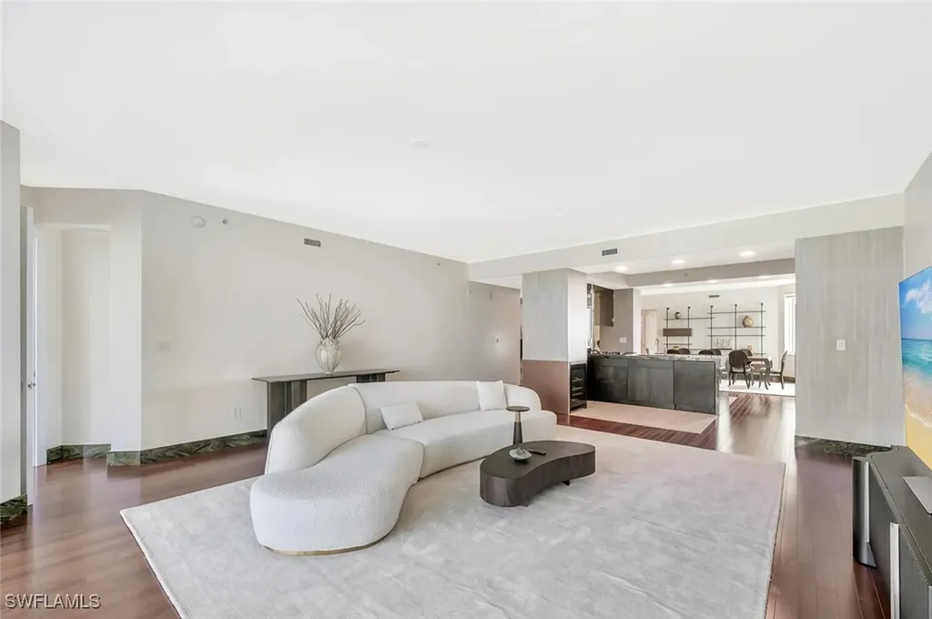 275 Indies Way Naples FL 34110