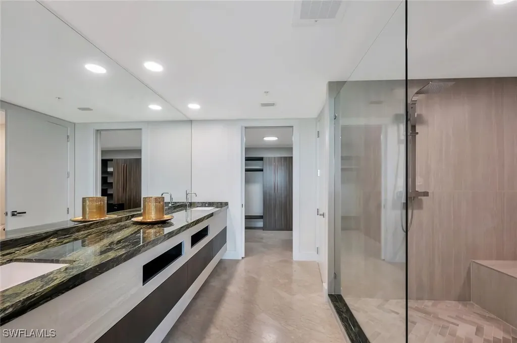 275 Indies Way Naples FL 34110