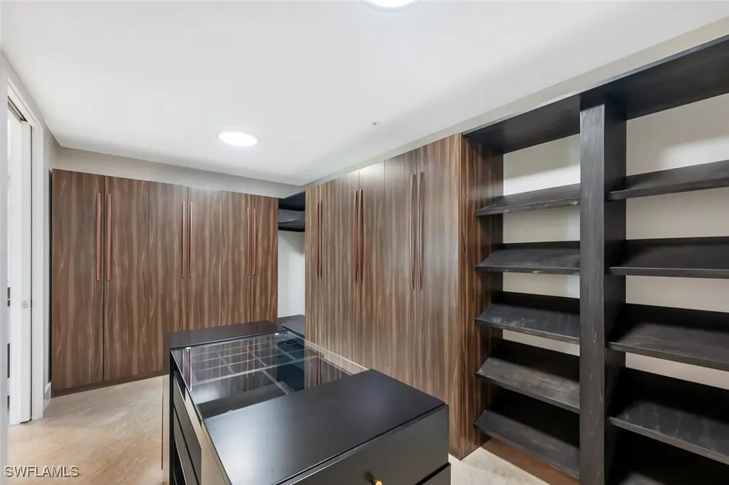 275 Indies Way Naples FL 34110