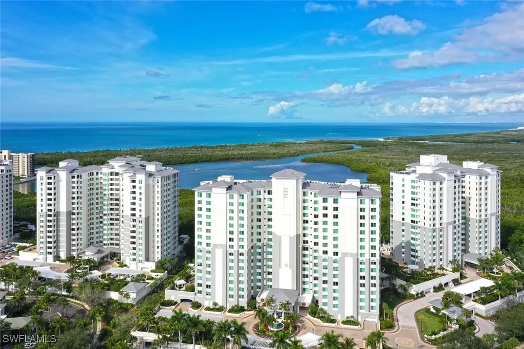 275 Indies Way Naples FL 34110