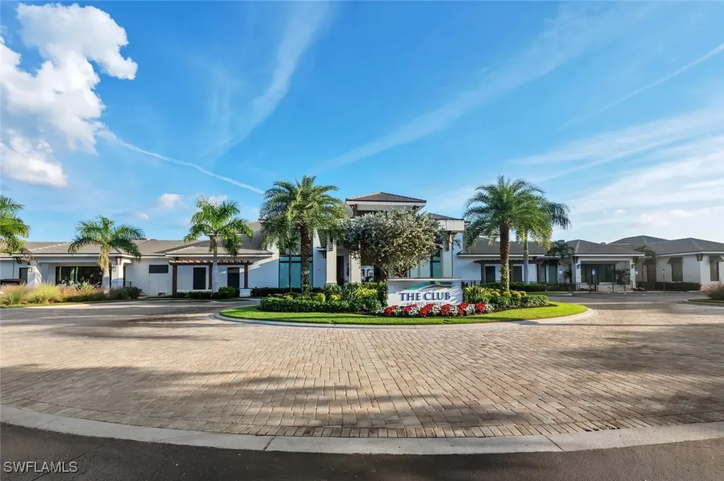 275 Indies Way Naples FL 34110