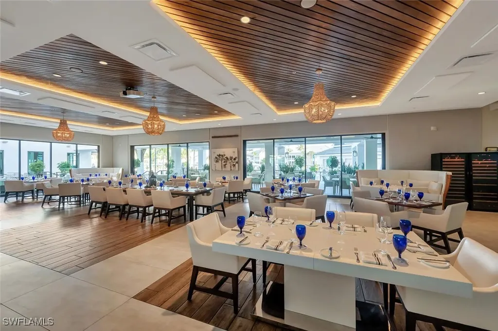 275 Indies Way Naples FL 34110