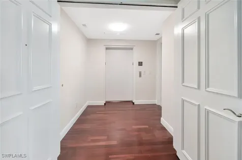 275 Indies Way Naples FL 34110