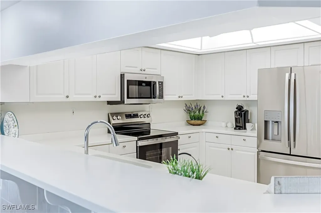 21 Bluebill Avenue Naples FL 34108