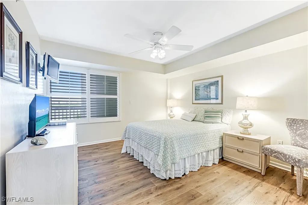 21 Bluebill Avenue Naples FL 34108