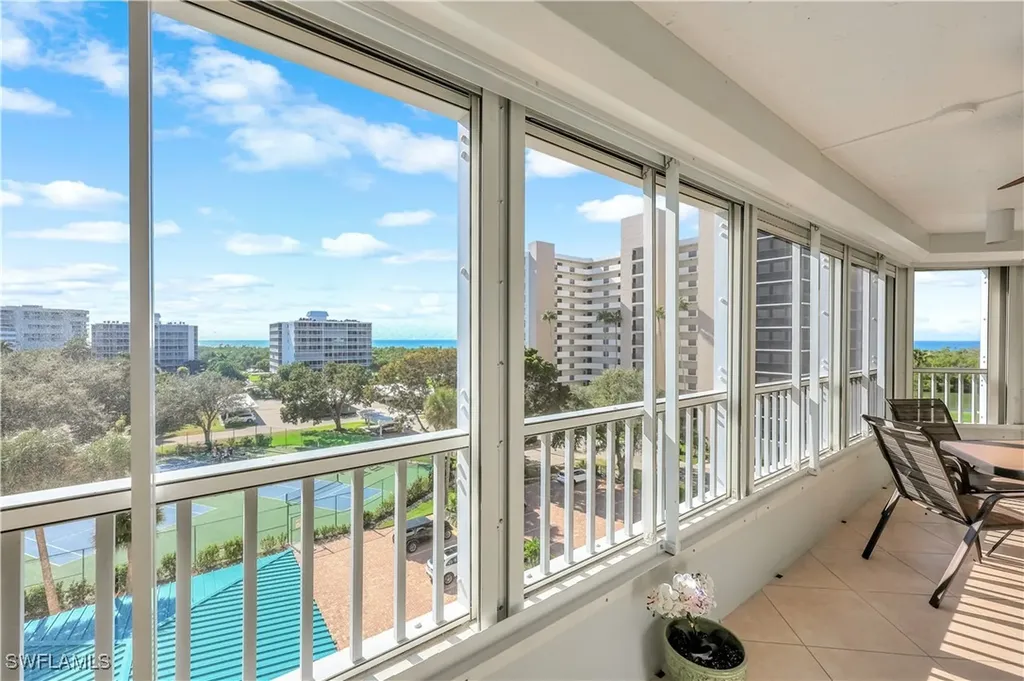 21 Bluebill Avenue Naples FL 34108