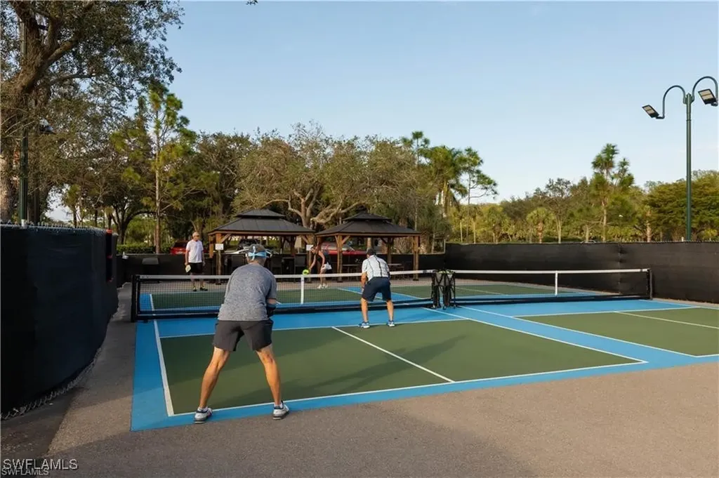 11220 Five Oaks Lane Naples FL 34120