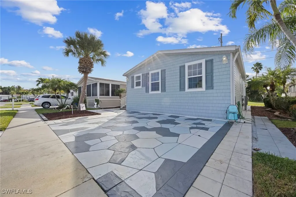 1153 Silver Lakes Boulevard Naples FL 34114