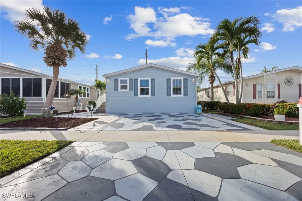 1153 Silver Lakes Boulevard Naples FL 34114