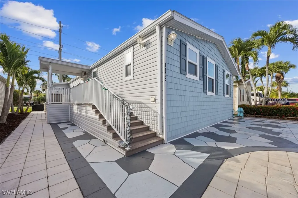 1153 Silver Lakes Boulevard Naples FL 34114