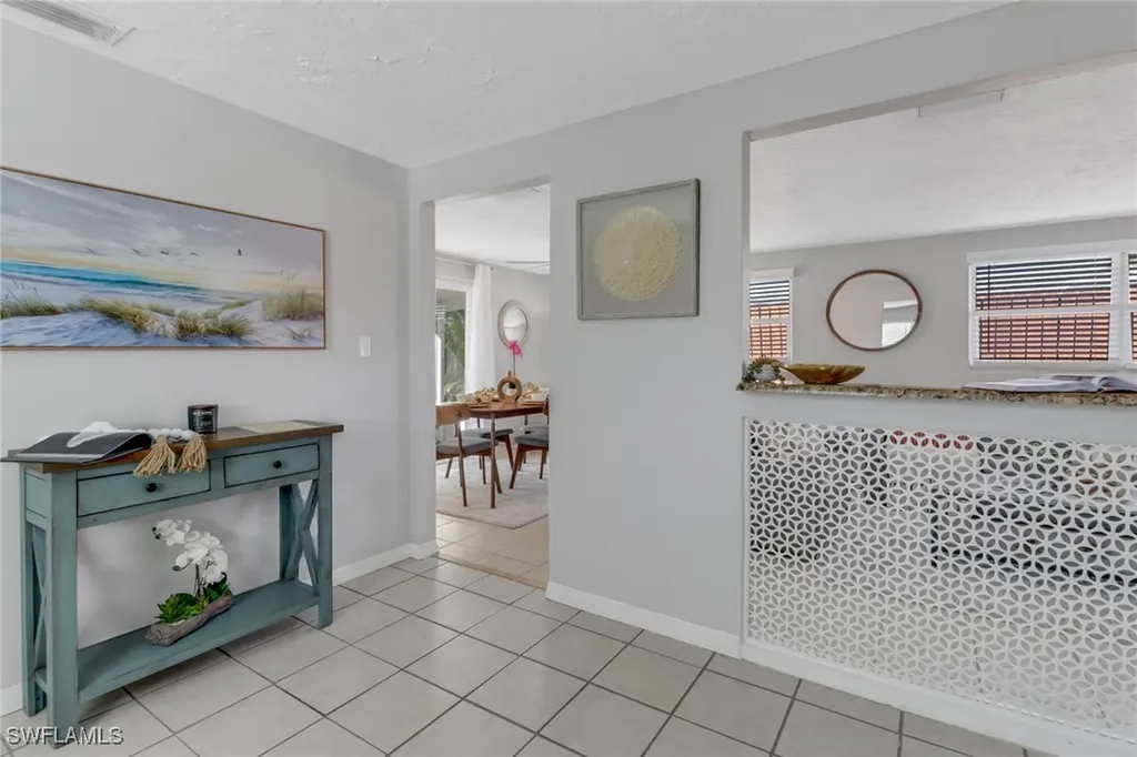 751 100th Avenue N Naples FL 34108