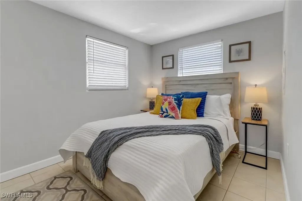 751 100th Avenue N Naples FL 34108