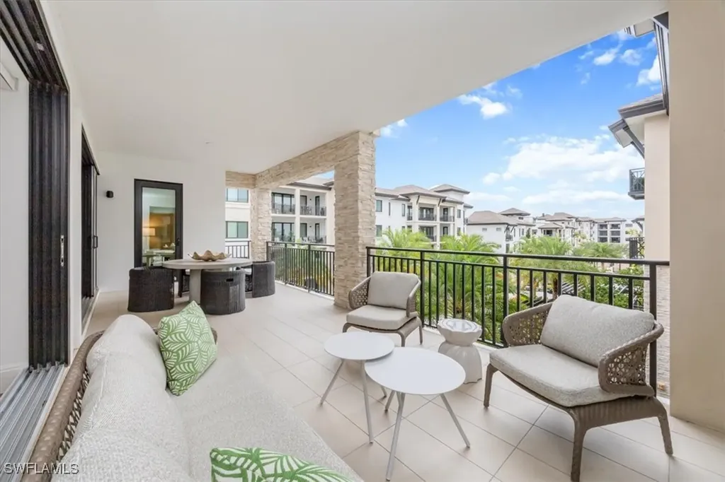 1130 3rd Avenue S Naples FL 34102