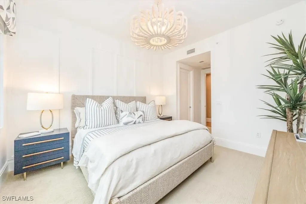 1130 3rd Avenue S Naples FL 34102