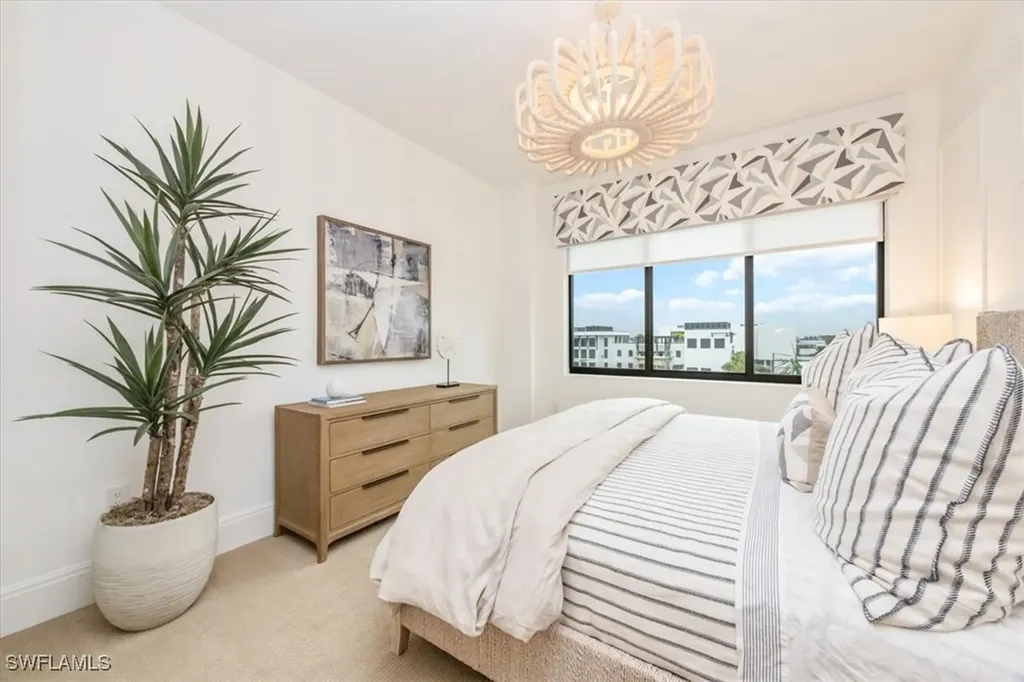 1130 3rd Avenue S Naples FL 34102