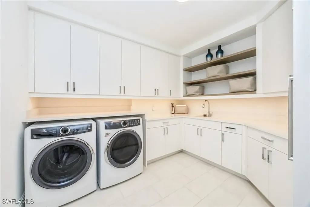 1130 3rd Avenue S Naples FL 34102