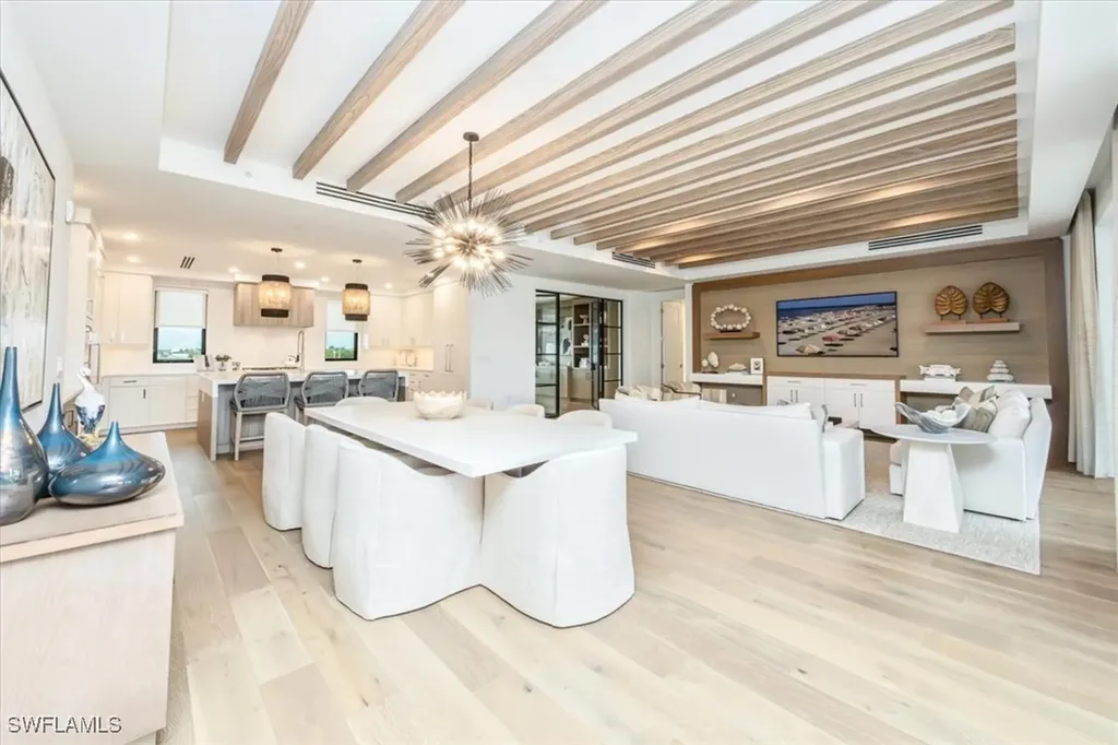 1130 3rd Avenue S Naples FL 34102