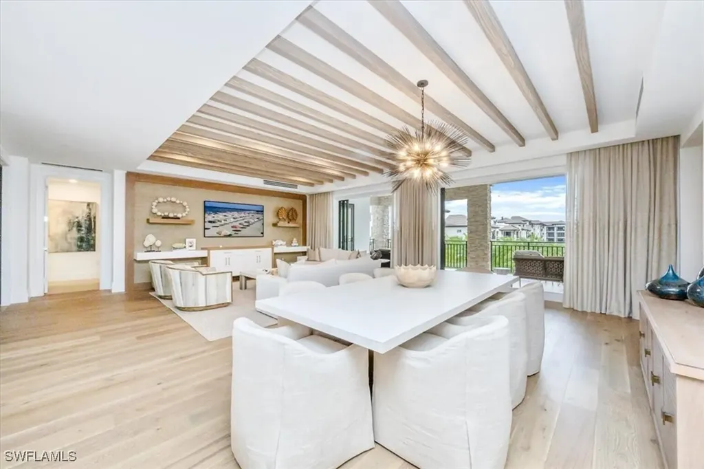 1130 3rd Avenue S Naples FL 34102