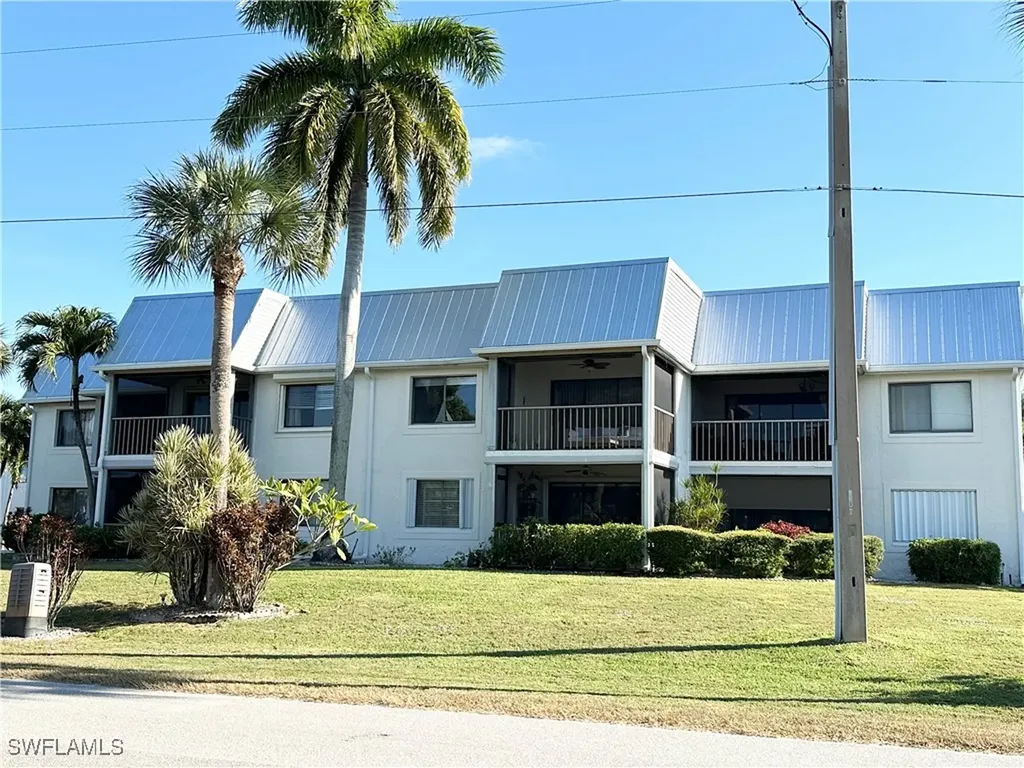 3916 Orange Grove Boulevard North Fort Myers FL 33903