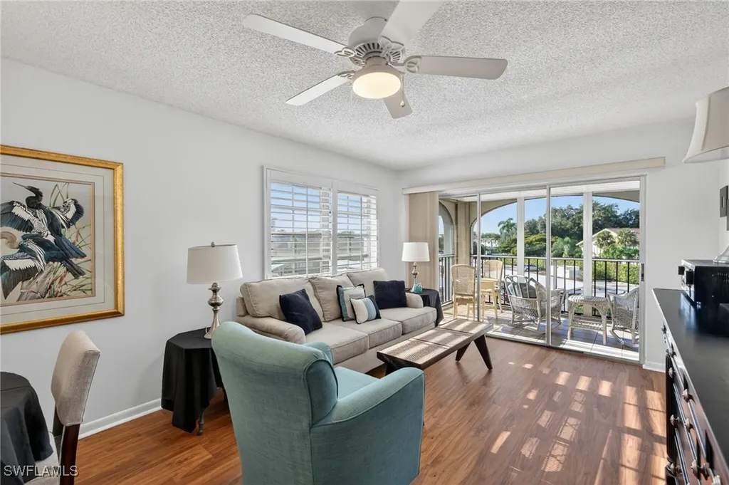 5 High Point Circle W Naples FL 34103
