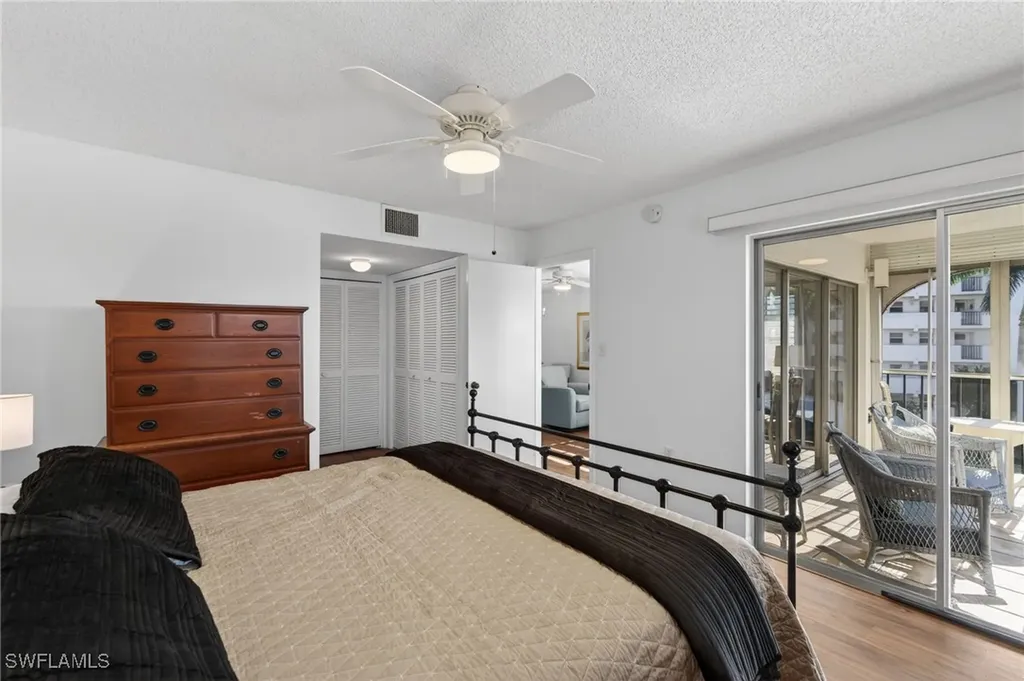 5 High Point Circle W Naples FL 34103