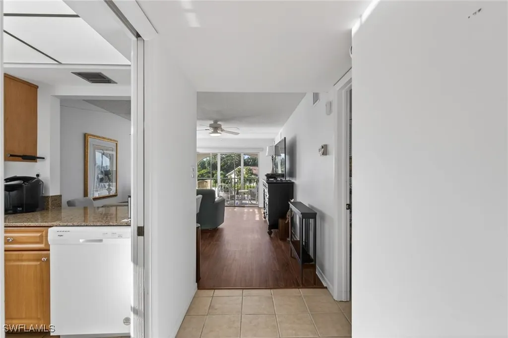 5 High Point Circle W Naples FL 34103