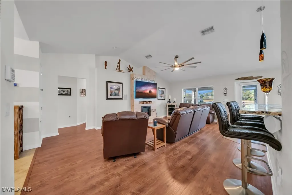 1021 NE 32nd Street Cape Coral FL 33909