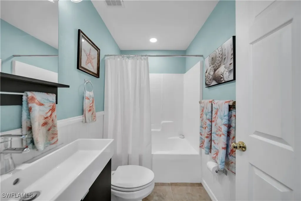 1021 NE 32nd Street Cape Coral FL 33909