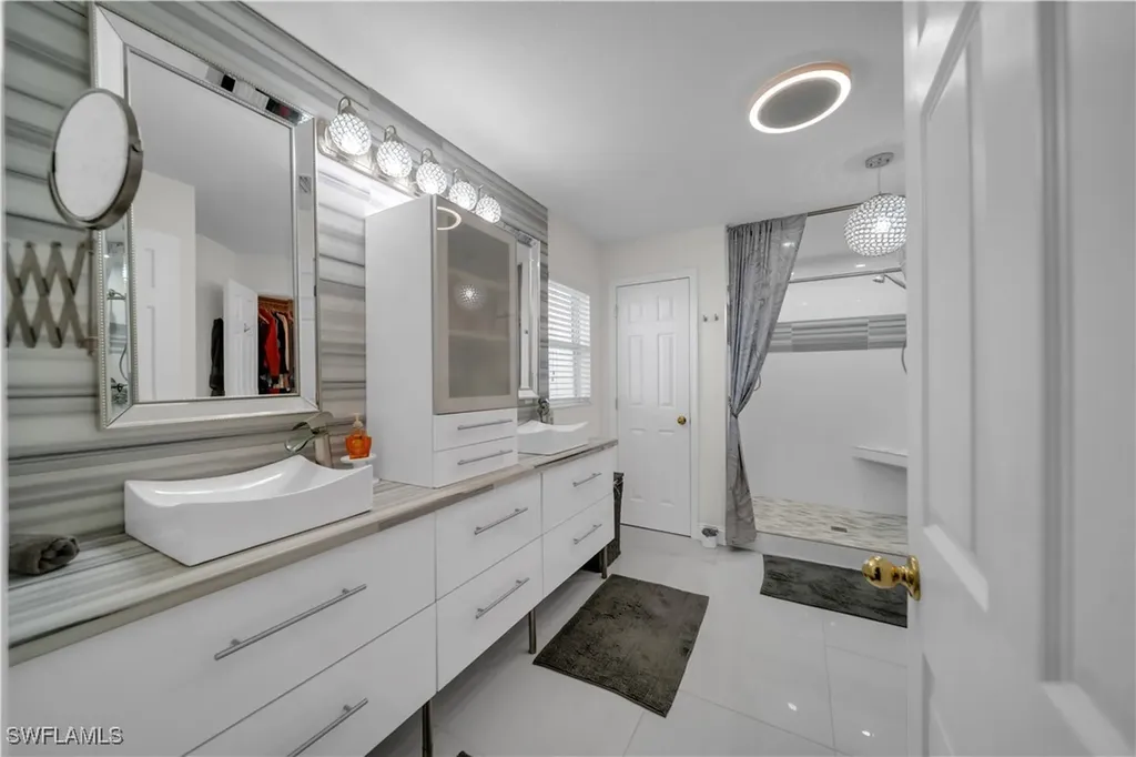 1021 NE 32nd Street Cape Coral FL 33909