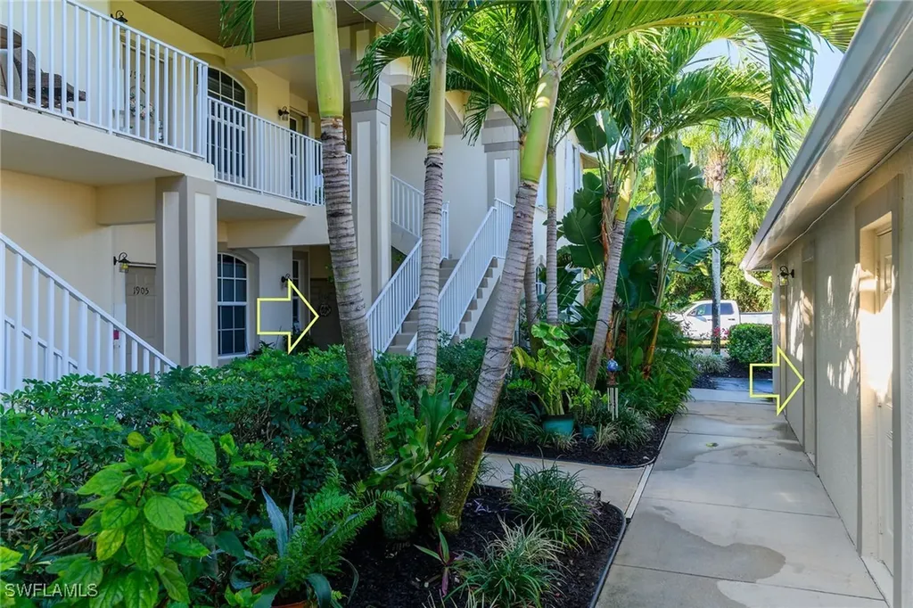 350 Newport Drive Naples FL 34114