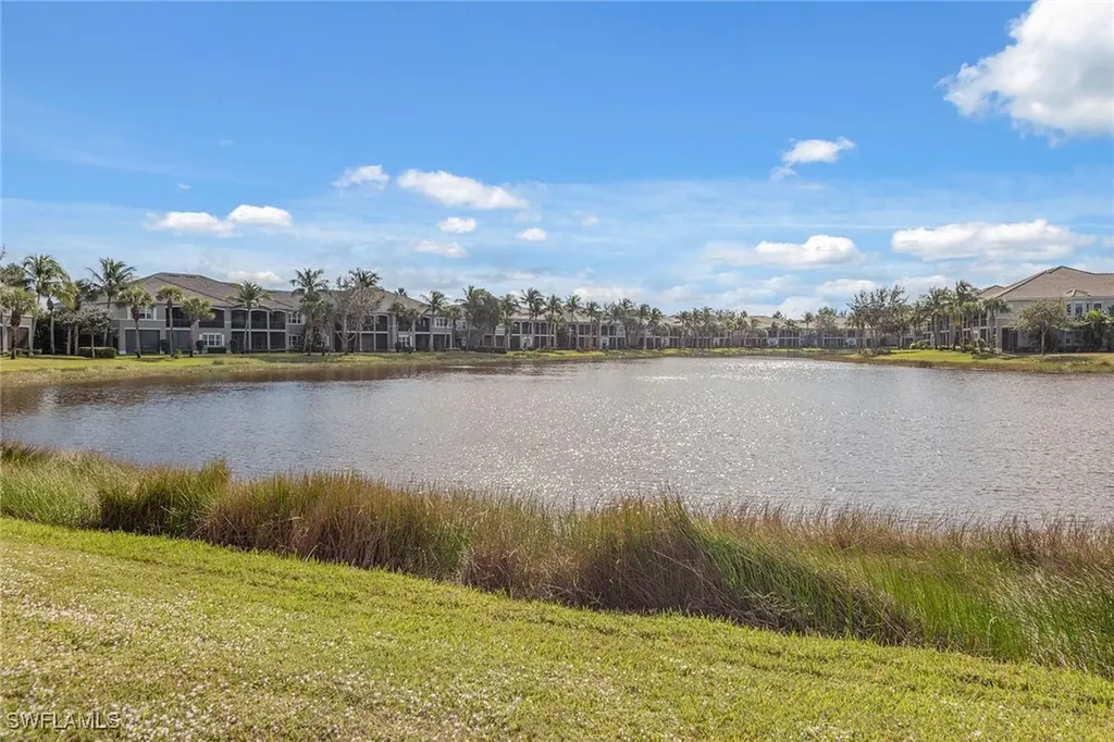 9234 Tesoro Lane Naples FL 34114