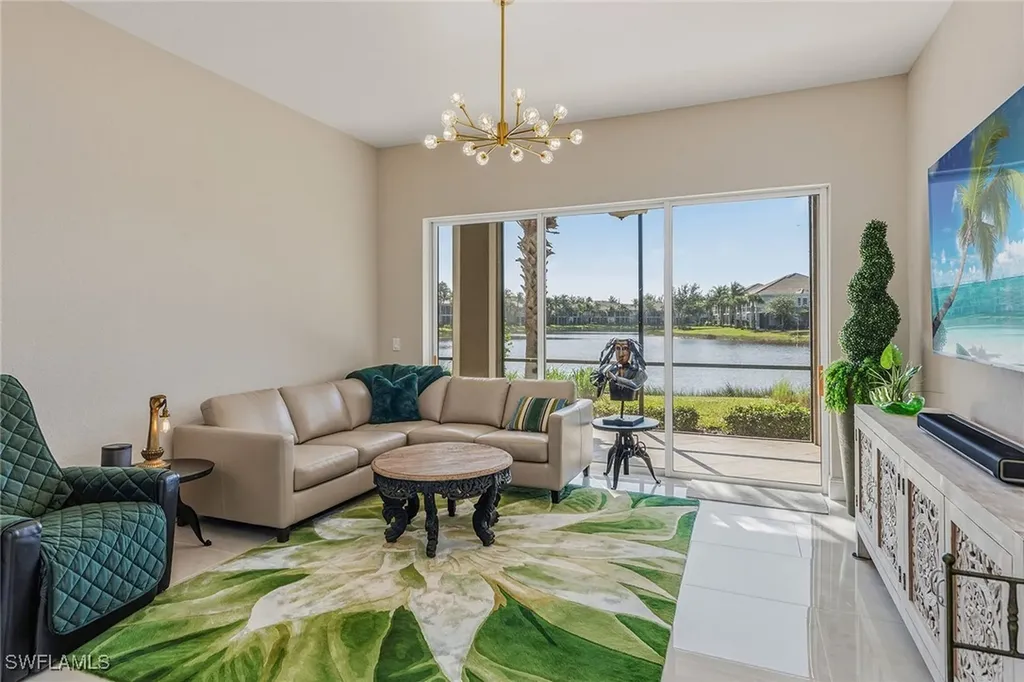 9234 Tesoro Lane Naples FL 34114