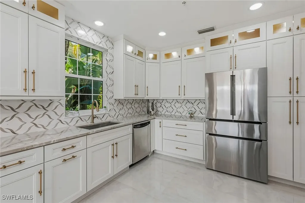9234 Tesoro Lane Naples FL 34114