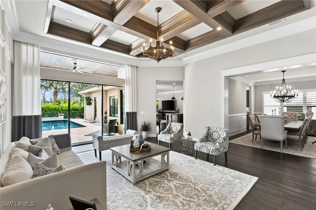 4605 Azalea Drive Naples FL 34119
