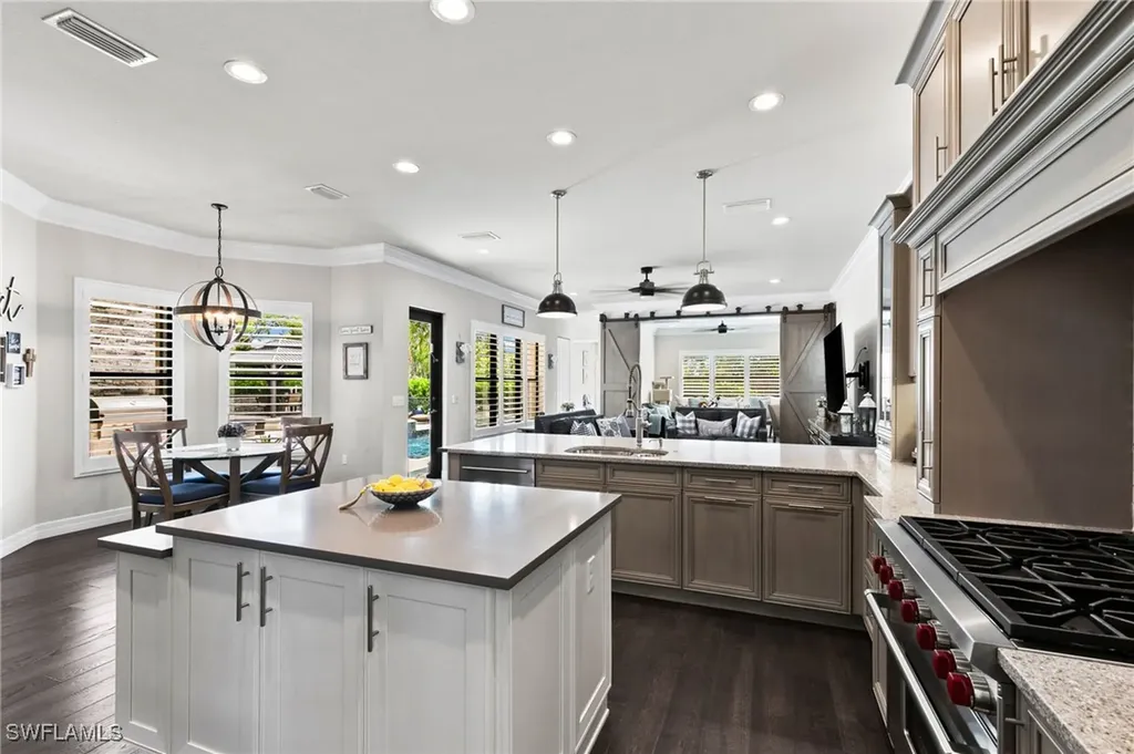 4605 Azalea Drive Naples FL 34119